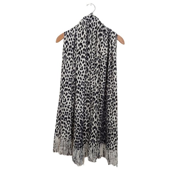 Rikka Women's Winter Scarf - Picture 1 of 10